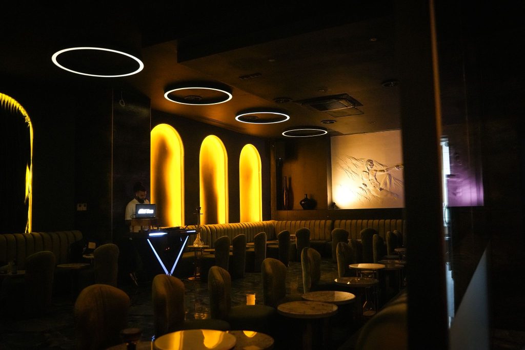 ghost-brussels-chicha-cocktail-bar-louise-ixelles-saint-gilles